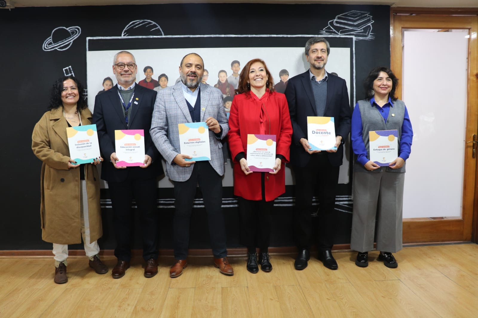 Defensoría de la Niñez presenta una guía para docentes enfocada en la